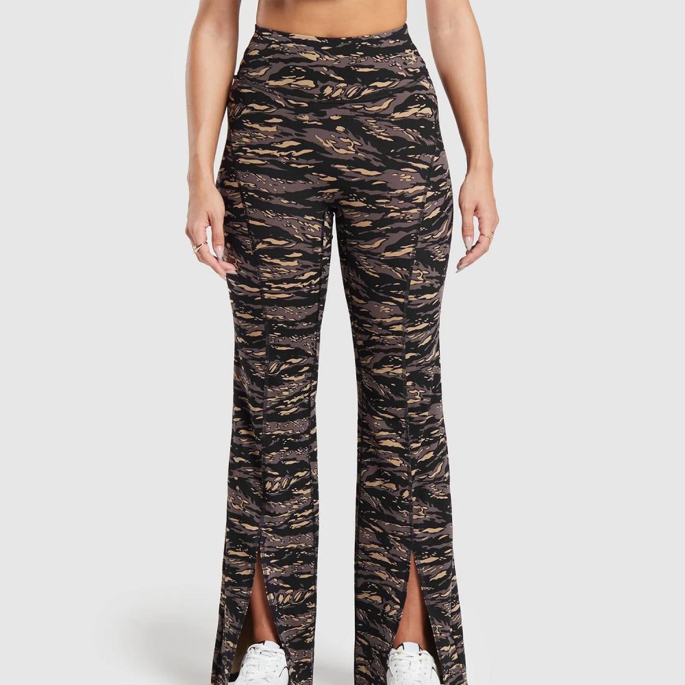 Split Flare Printed Leggings